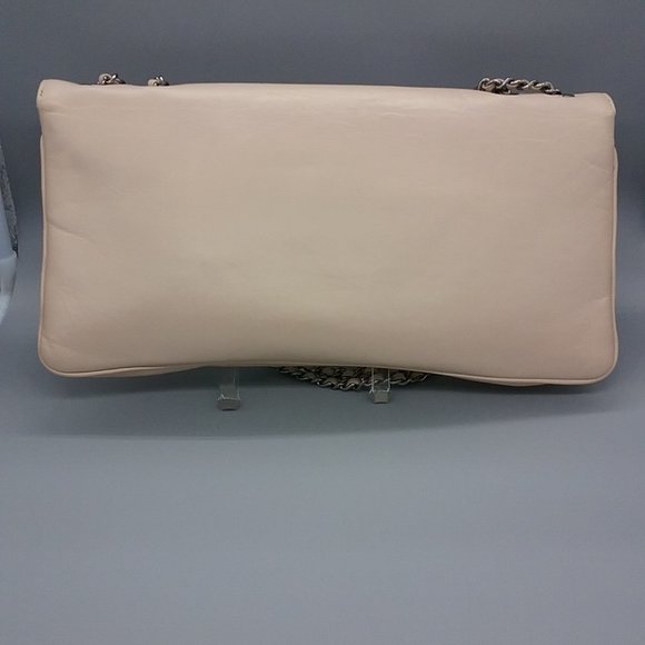 SOLD! 🤑 CHANEL Mademoiselle East West Flap - Picture 13 of 17